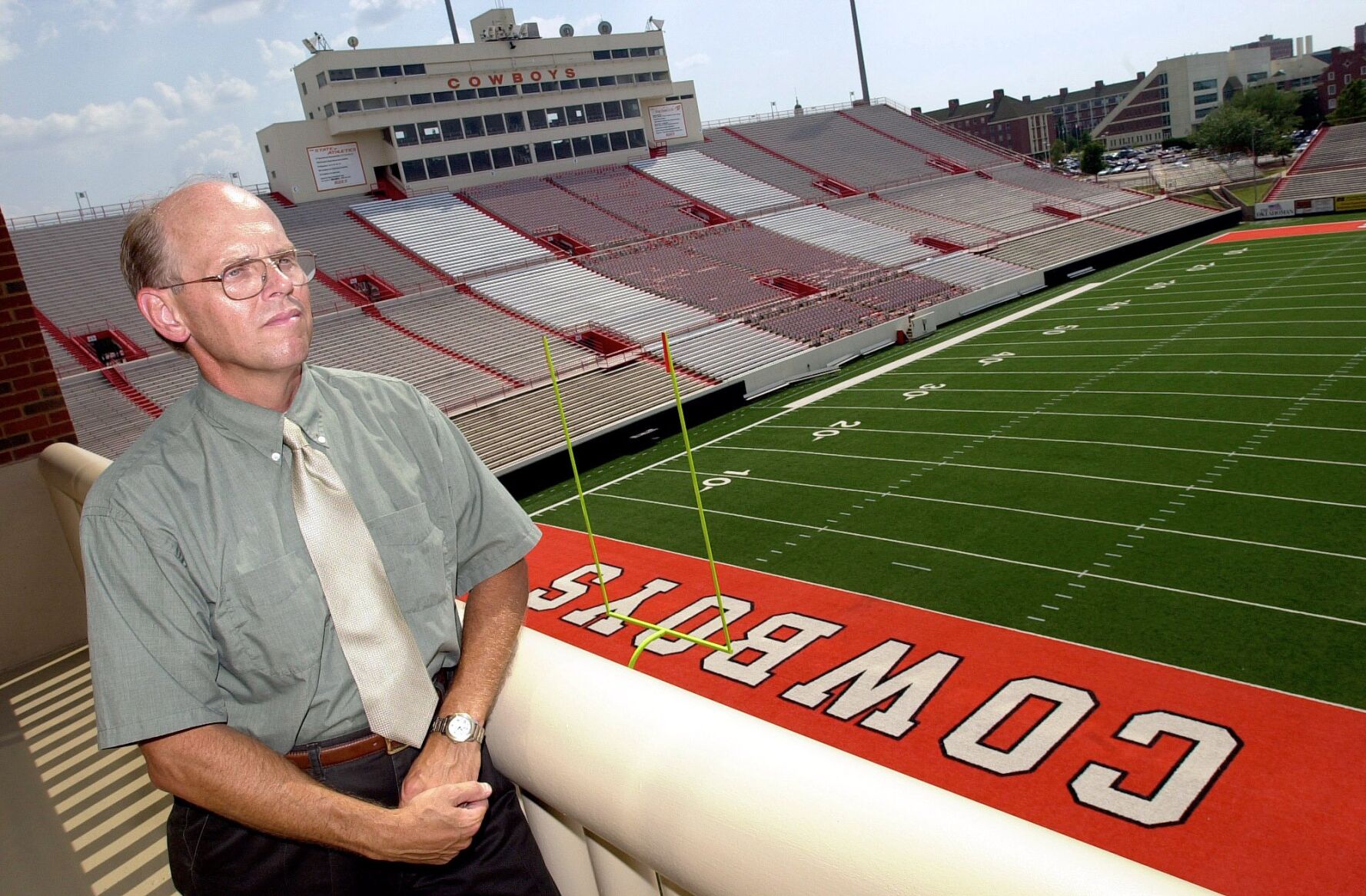Lewis Field 2001